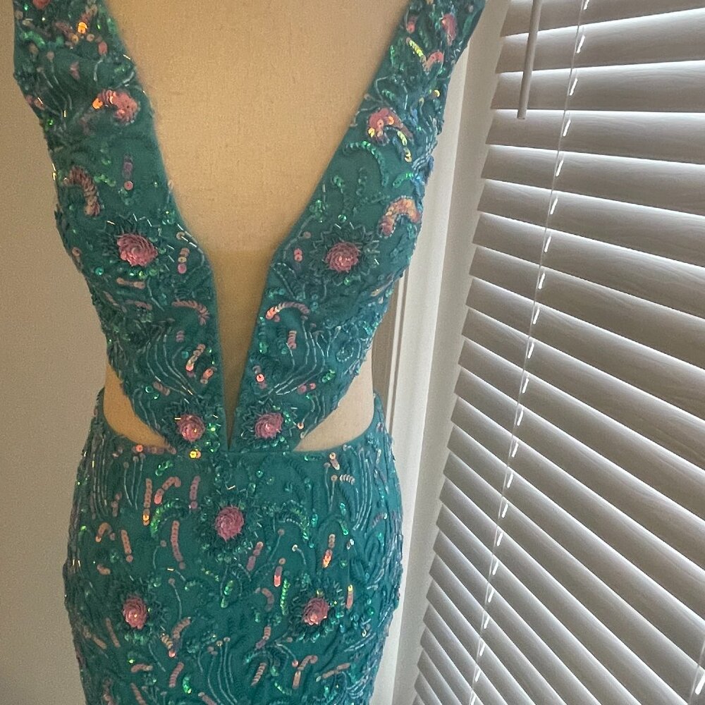 Aleta, Size 2, Turquoise - Picture 5 of 8